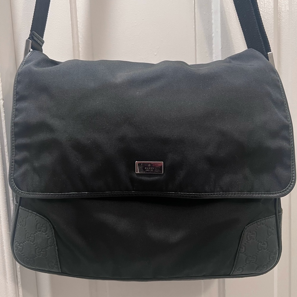 Authentic Gucci Messenger Bag